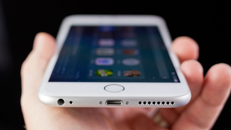 iPhone-5e-2
